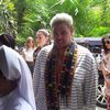 Kunjungi Labuan Bajo, Artis Ivan Gunawan : Saat Ini Ikut Memperkenalkan Kain Tenun NTT di Jakarta