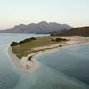 Pesona Pulau Pasir Putih Pangabatang Maumere NTT, Destinasi Wisata Tereksotis di Kabupaten Sikka