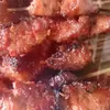 Ayu Bajo Siapkan Sate dan Soto Babi serta Nasi Campur Babi Guling di Labuan Bajo