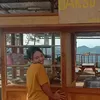 Tegang di Hari Pertama, Cerita Gadis Cantik Asal Roe NTT Memulai Jualan Bakso di Desa