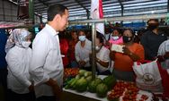 Presiden Kunjungi Pasar Langgur Maluku Tenggara, Warga Antusias Sambil Teriak : Pak Jokowi, Pak Jokowi  