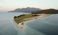 Pesona Pulau Pasir Putih Pangabatang Maumere NTT, Destinasi Wisata Tereksotis di Kabupaten Sikka