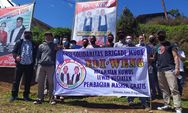 Brigade Muda Edi-Weng Kecamatan Kuwus Bagi Masker Gratis untuk Warga Dilanjutkan Pengukuhan
