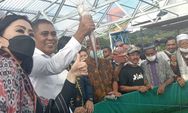 Julie Laiskodat Panen Perdana Lele Jumbo Milik Poktan Santa Theresia Merombok