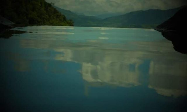 Kolam di Atas Awan, Pesona Alam di NTT yang Menakjubkan